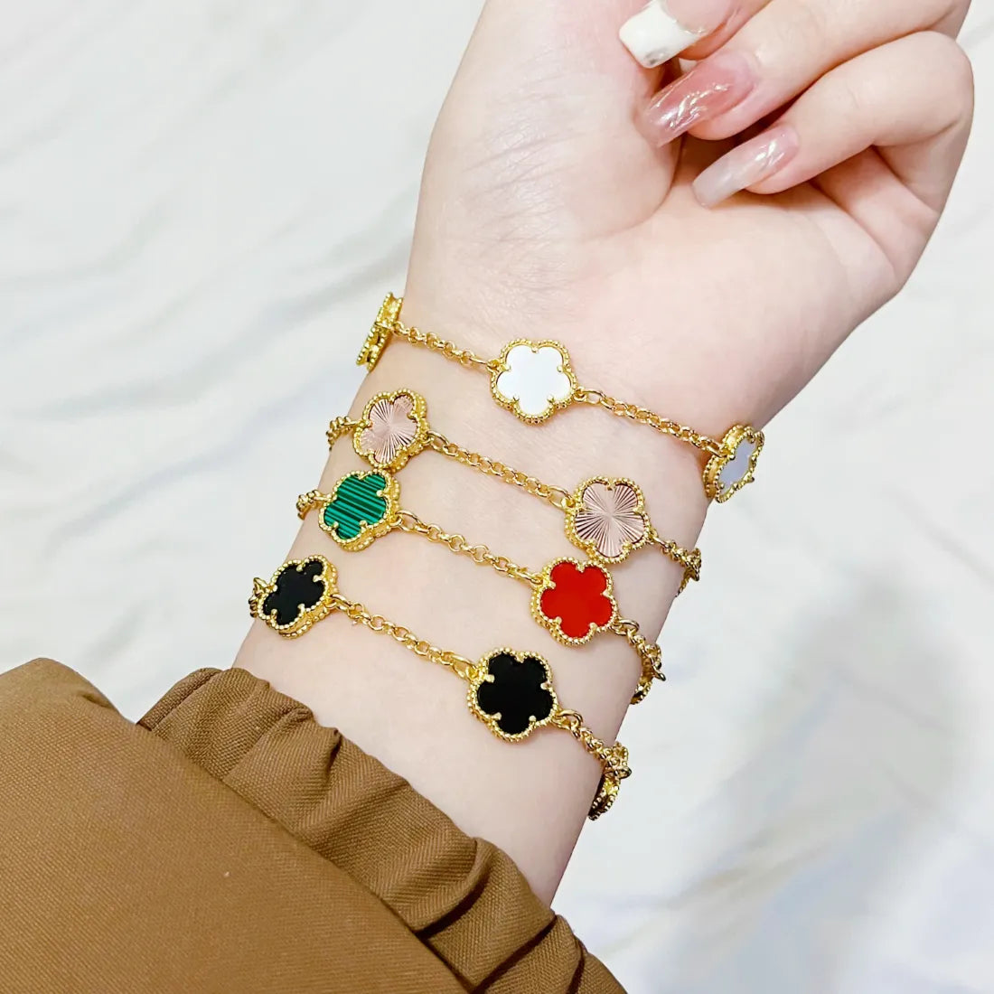 Four-leaf Clover Lovely New Design Luxury Natural White Flower Botanical Bracelet Women High-quality Exquisite Jewelry Creative